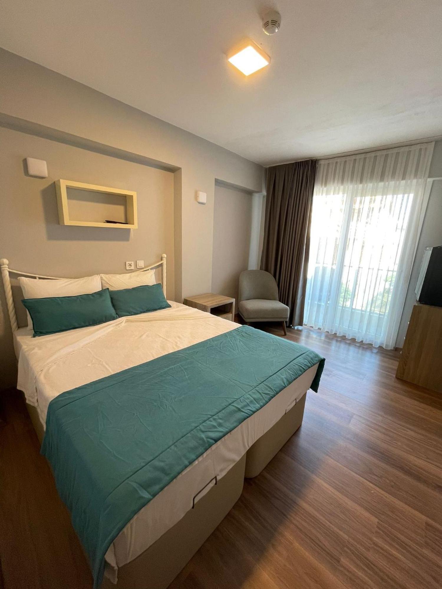 Colophon Beach Otel Gumuldur Esterno foto